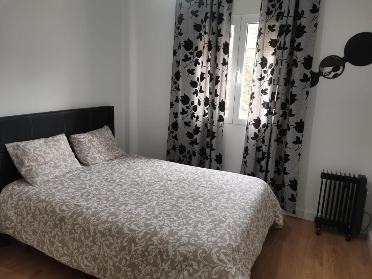 Aluche Aparment C Apartment Madrid Luaran gambar